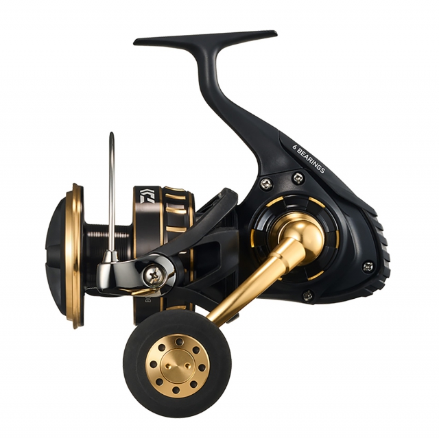 Molinete Daiwa BG SW 18000